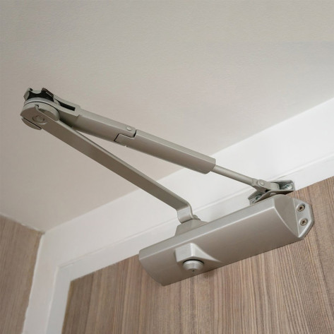 Yale YDC-2022 HO Door Closer, EN Size 2-4, Hold Open, Silver